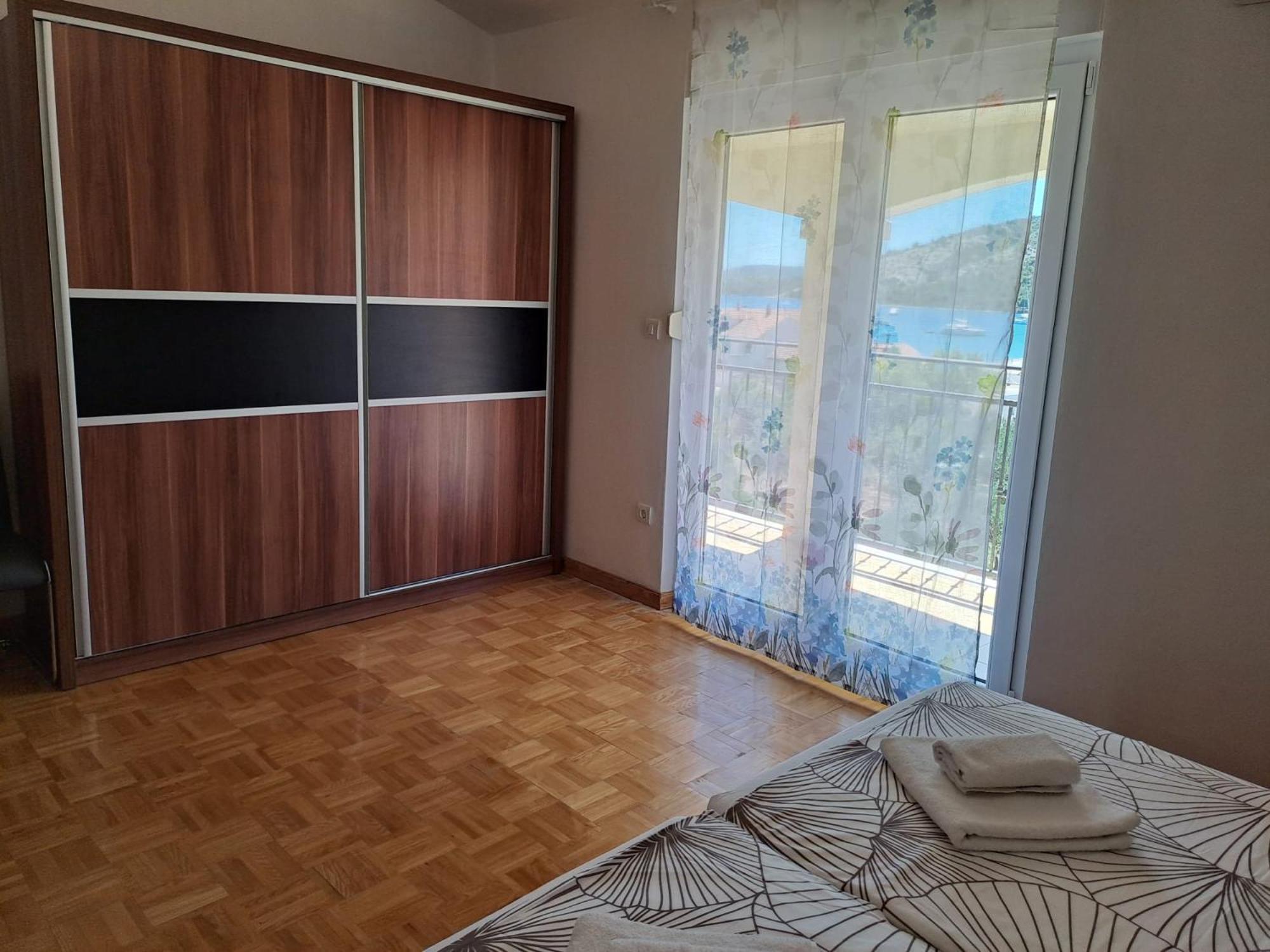 Apartments Neli Vinišće 外观 照片